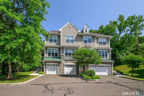1-1 Cambridge Dr, Danbury, CT, 06811-4051 | Card Image