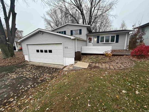 513 W Washington St, Galveston, IN, 46932-9491 | Card Image