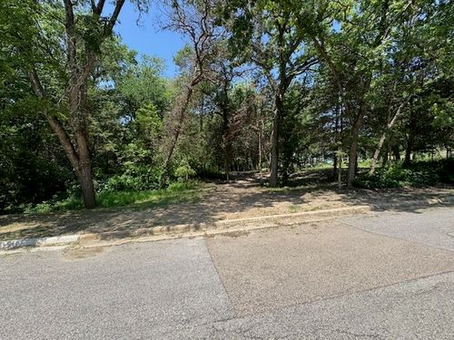 3 Robin Rd, Cedar Hill, TX, 75104 | Card Image