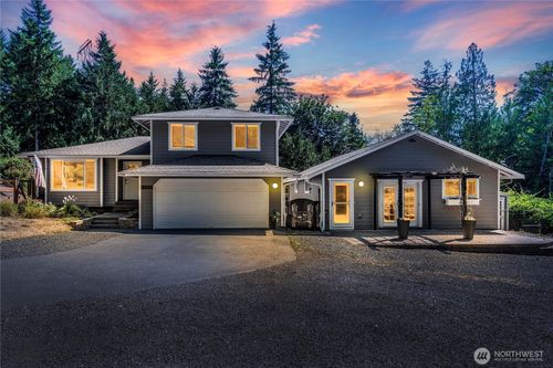 3288 Nw Happy Hollow Ln, Silverdale, WA, 98383-8649 | Card Image