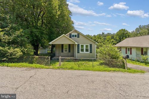 9 Kelley Rd, FREDERICKSBURG, VA, 22405-5607 | Card Image