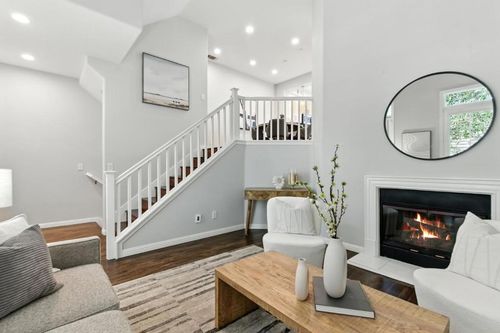837 Georgetown Pl, San Jose, CA, 95126-3067 | Card Image