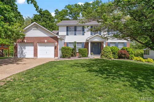 2 Wing Stem Ct, O Fallon, MO, 63368-9650 | Card Image