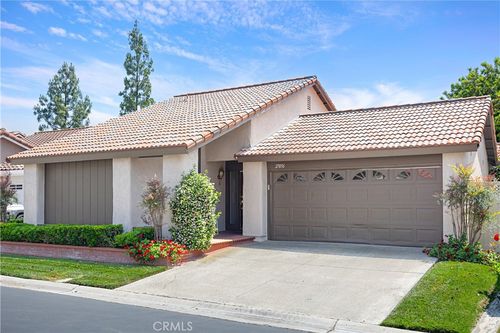 27856 Via Sarasate, Mission Viejo, CA, 92692-2140 | Card Image