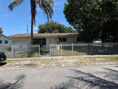 17805 Ne 7th Ct, Miami, FL, 33162-1103 | Card Image