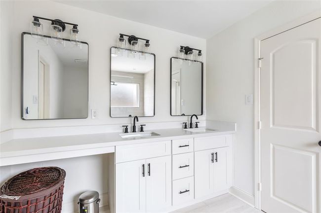4403 Hickory Downs Dr, House other with 3 bedrooms, 2 bathrooms and 2 parking in Houston TX | Image 20