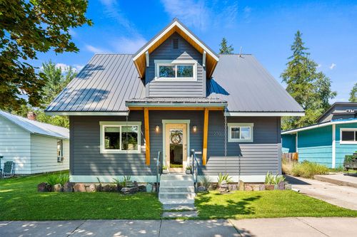 230 Dakota Ave, Whitefish, MT, 59937-2206 | Card Image