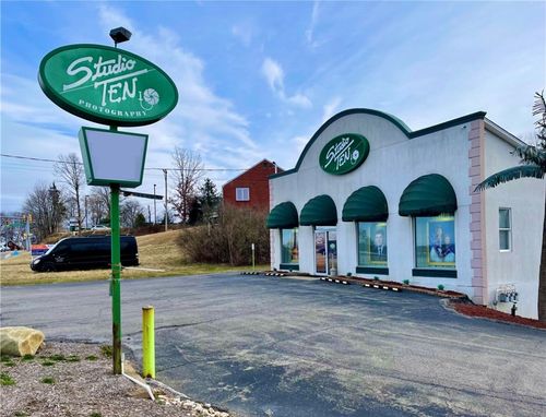 5879 Steubenville Pike, Mc Kees Rocks, PA, 15136-1339 | Card Image