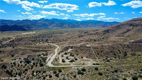 101 Cimarron Rd, Pioneertown, CA, 92268 | Card Image