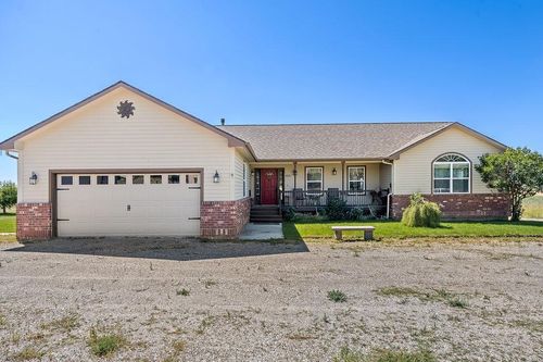 8715 W Antler Rd, Deer Park, WA, 99006-9487 | Card Image