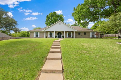 1814 Lakeridge Dr, Weatherford, TX, 76087-7810 | Card Image