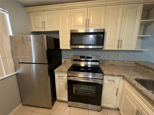 202-2740 Forest Hills Blvd, Coral Springs, FL, 33065-5492 | Card Image