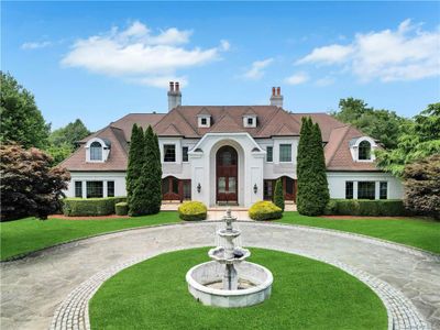 4 Old Wagon Lane, House other with 6 bedrooms, 5 bathrooms and null parking in Old Westbury NY | Image 1