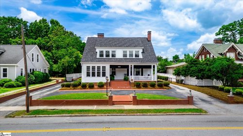 602 S Broad St, Clinton, SC, 29325-2812 | Card Image