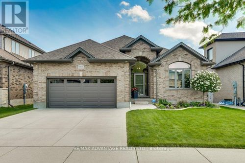 982 Medway Park Drive, London North (North S), ON, N6G0K7 | Card Image