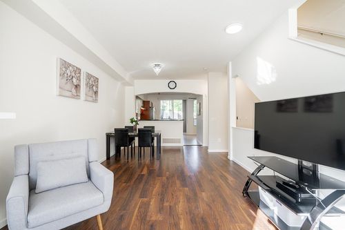 23-9088 Halston Crt, Burnaby, BC, V3N0A7 | Card Image