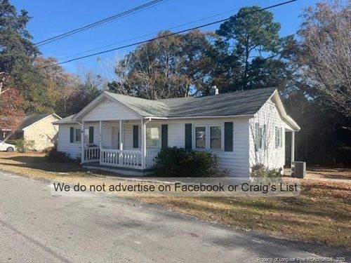 5517 Brown St, Hope Mills, NC, 28348-3205 | Card Image