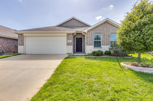 9013 Zubia Ln, Fort Worth, TX, 76131-3415 | Card Image