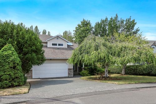 1503 Juniper Pl, Comox, BC, V9M1A2 | Card Image