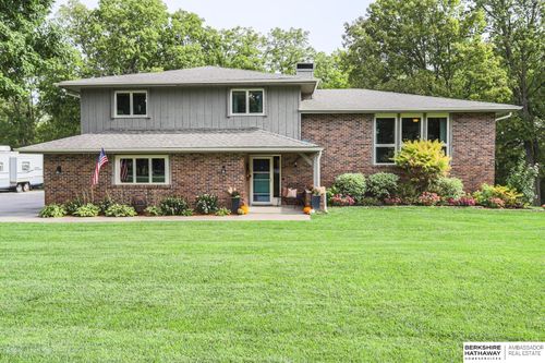 21836 Vineyard Hills Dr, Council Bluffs, IA, 51503-4234 | Card Image