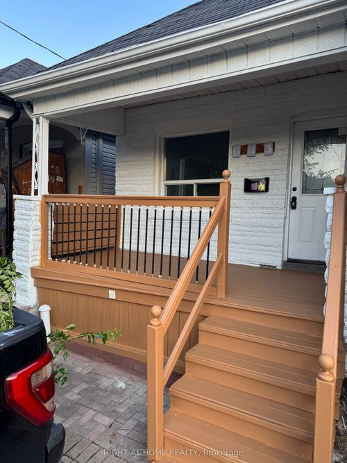 683 Mortimer Ave, East York, ON, M4C2K1 | Card Image