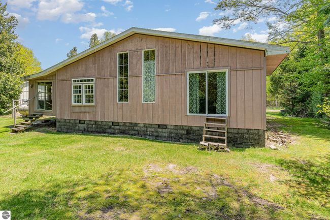 6997 Woodlea Rd W, House other with 3 bedrooms, 2 bathrooms and null parking in Oscoda MI | Image 25