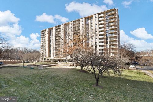 113-4600 S Four Mile Run Dr, ARLINGTON, VA, 22204-3509 | Card Image