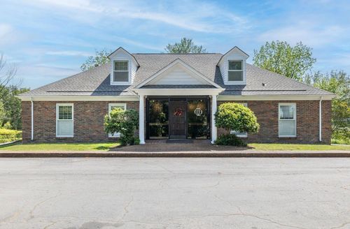 1150 E College St, Pulaski, TN, 38478-4519 | Card Image