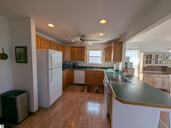 1810 E Riverside Drive, House other with 3 bedrooms, 2 bathrooms and null parking in Au Gres MI | Image 20