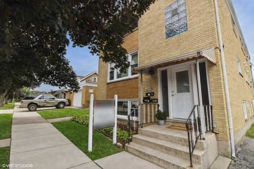 8824 Cherry Ave, River Grove, IL, 60171-1393 | Card Image