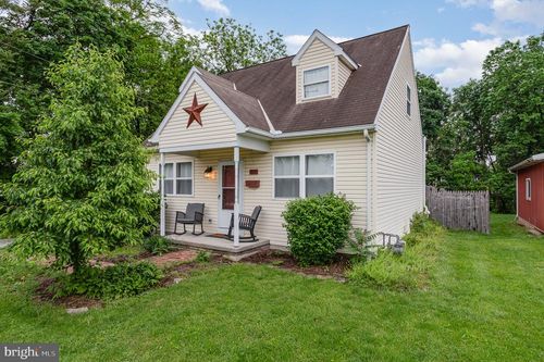 429 Pleasant St, HANOVER, PA, 17331-2626 | Card Image