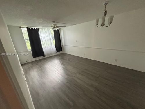 106-9471 Evergreen Pl, Davie, FL, 33324 | Card Image