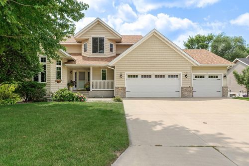 620 Countryview Ave, Owatonna, MN, 55060-6261 | Card Image