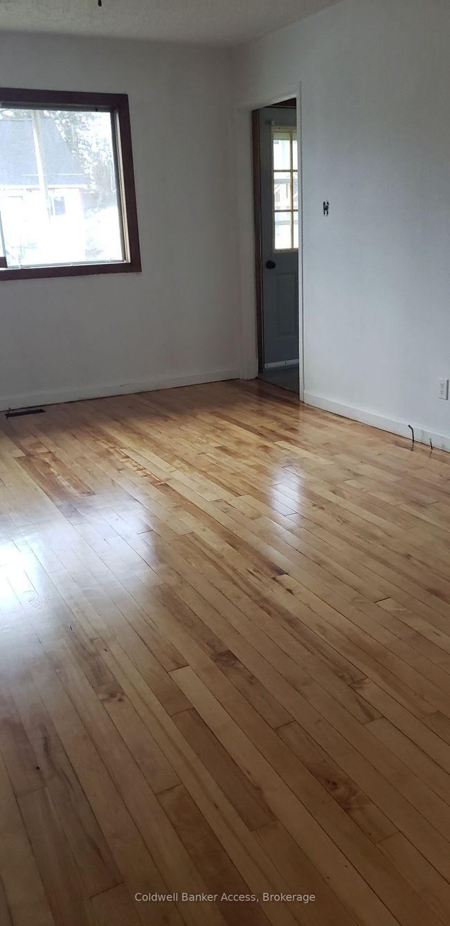 11 Laurentian St, House other with 4 bedrooms, 1 bathrooms and 2 parking in Deep River ON | Image 17