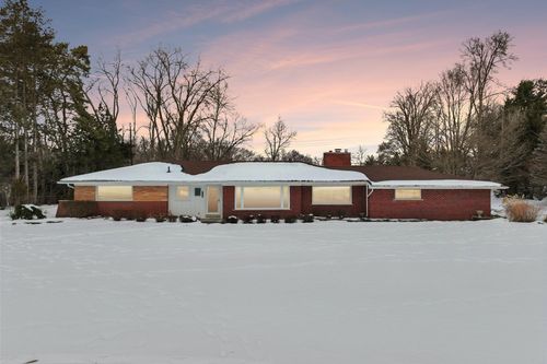 24700 N Cromwell Dr, Franklin, MI, 48025-1626 | Card Image