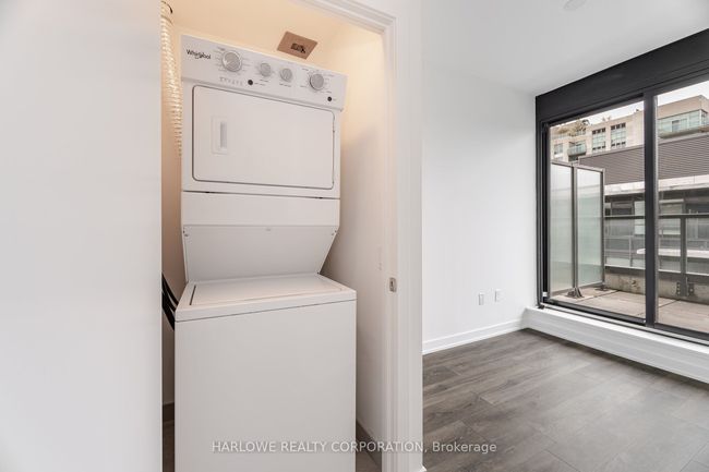 PH423-C - 1612 Charles St, Condo with 3 bedrooms, 2 bathrooms and 1 parking in Whitby ON | Image 12