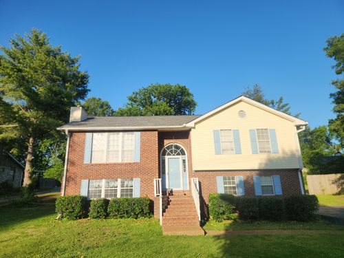 951 Belvedere Dr, Gallatin, TN, 37066-3405 | Card Image