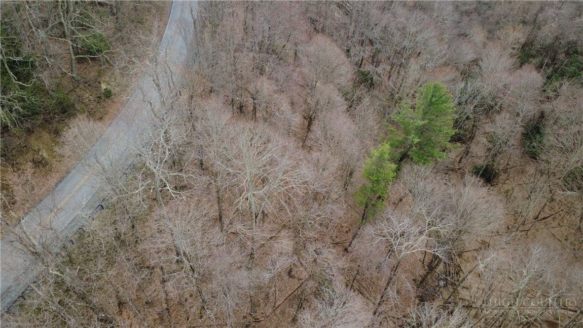 Land in Banner Elk 4