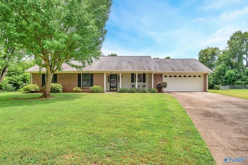 107 Cerrydowns Ct, Meridianville, AL, 35759-2219 | Card Image