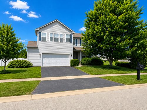 1515 Eagle Bluff Dr, Bourbonnais, IL, 60914-5539 | Card Image