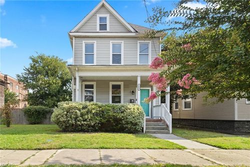 215 W 32nd St, Norfolk, VA, 23504-1403 | Card Image