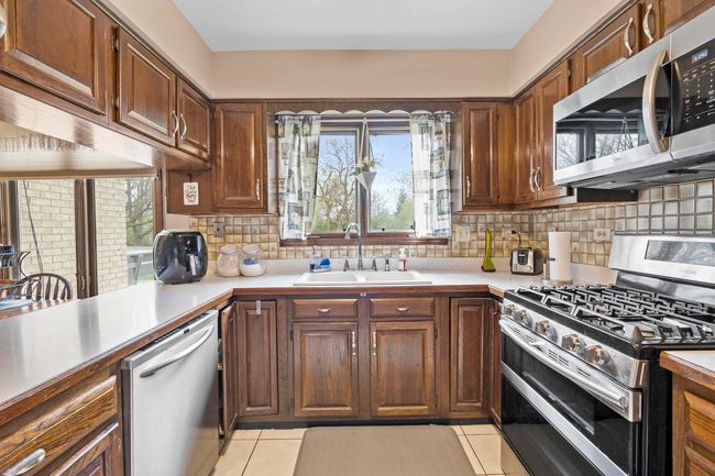 21752 Forest Ct, House other with 4 bedrooms, 3 bathrooms and 2 parking in Mokena IL | Image 7