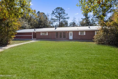 6 Davis Bayou Rd, Ocean Springs, MS, 39564-5944 | Card Image