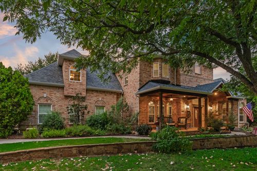 810 Cross Timbers Dr, Double Oak, TX, 75077-8457 | Card Image