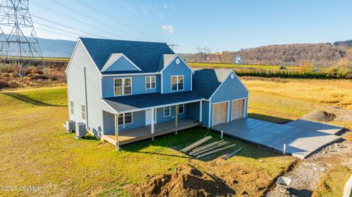 48 Maple Crest Dr, Nescopeck, PA, 18635-8700 | Card Image