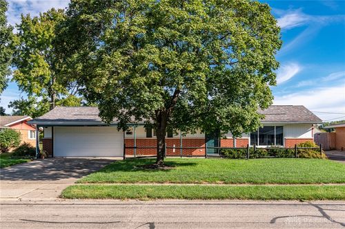 1021 Cottage Court Dr, Fairborn, OH, 45324-5753 | Card Image