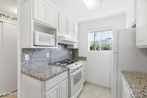 291-6125 E Indian School Rd, Scottsdale, AZ, 85251-5464 | Card Image