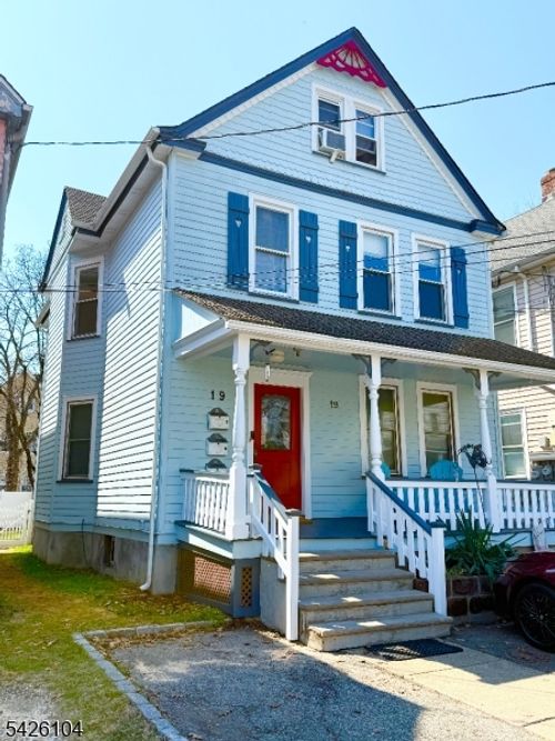 19 Sylvan Pl, Montclair, NJ, 07042-3941 | Card Image