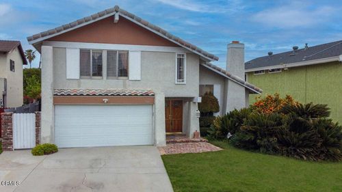 7816 Quartz Ave, Winnetka, CA, 91306-4337 | Card Image