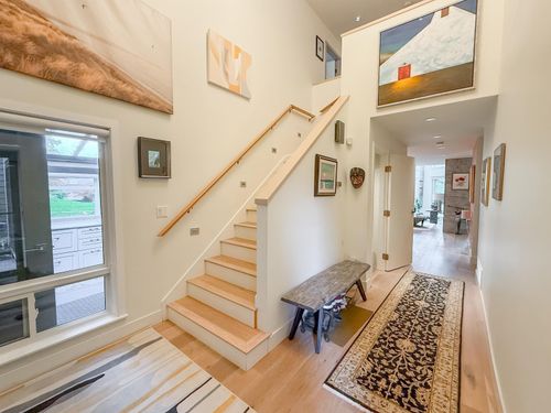 3701 Nico Wynd Dr, Surrey, BC, V4P1J1 | Card Image